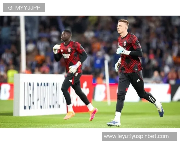 球员因传播色情内容被判刑穆帅希望他能更加成熟少一些天真